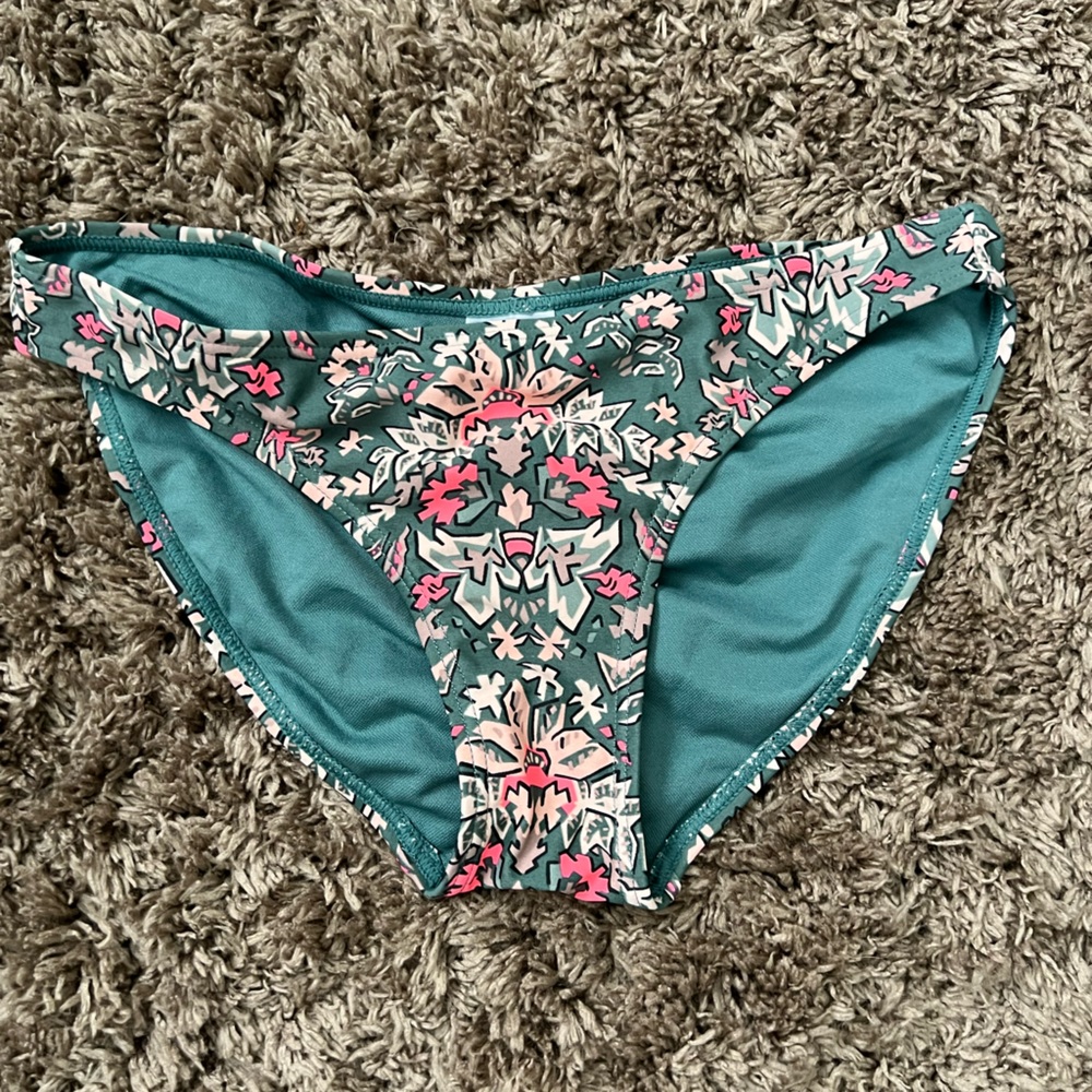 Xhilaration swim bottoms